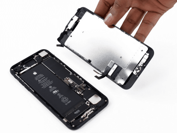 iphone-7-plus-ekrano-keitimas