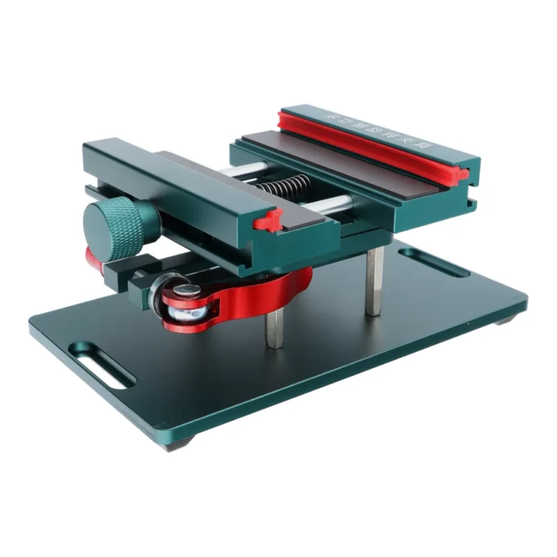 Sukamas universalus laikiklis pagrindinėss plokštėsgalinio dangtelio remontui